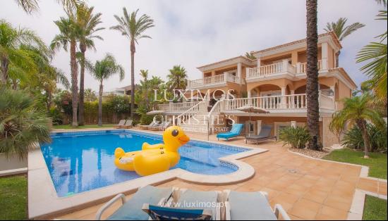 Modern V6 Villa,with swimming pool and mini golfe, Lagos, Algarve