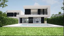 Modern 3-bedroom Villa with swimming pool in Lagoa, Algarve, Portugal