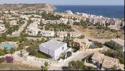 Modern 3-bedroom villa, under construction, with pool, in Lagos, Algarve