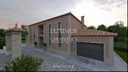 4 bedroom villa with pool, for sale in Portimão, Algarve