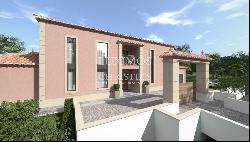 4 bedroom villa with pool, for sale in Portimão, Algarve