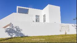 Contemporary 3 bedroom villa with pool for sale in Vilamoura, Algarve