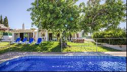 4 bedroom villa with pool, for sale in Albufeira, Algarve