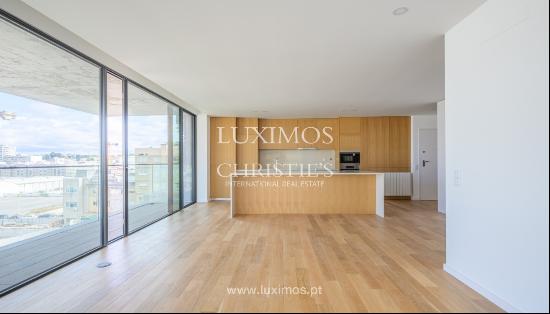 Three bedroom apartment in Living Prados, in Matosinhos Sul, Portugal