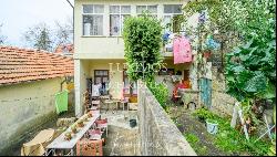 House with garden and garage, for sale, in Foz, Porto, Portugal