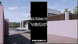 4-bedroom luxury villa with pool, for sale in Lagos, Algarve