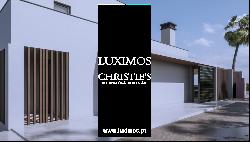 4-bedroom luxury villa with pool, for sale in Lagos, Algarve