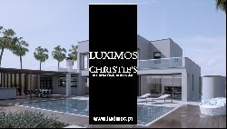 4-bedroom luxury villa with pool, for sale in Lagos, Algarve