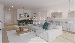 4-bedroom apartment, in Atrium condominium, with pool, in Algarve