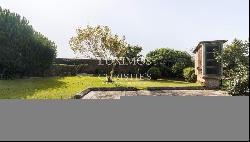 Charming villa with gardens, for sale, in Barcelos, North of Portugal