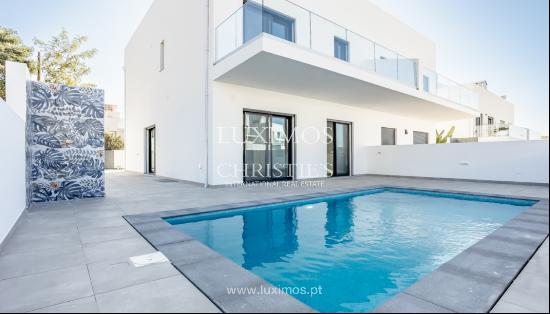 Modern 3-bedroom villa with pool, for sale in Olhão, Algarve, Portugal