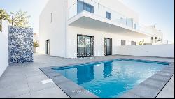 Modern 3-bedroom villa with pool, for sale in Olhão, Algarve, Portugal