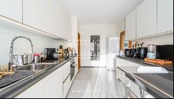 Three+one bedroom flat with terrace for sale in Porto, Portugal