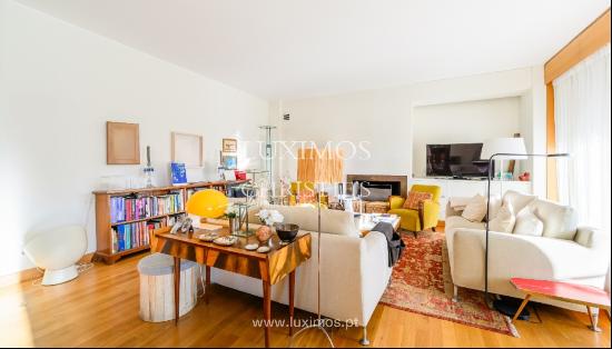 Three+one bedroom flat with terrace for sale in Porto, Portugal