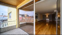 Three bedroom flatt with balcony for sale in Foz, Porto, Portugal