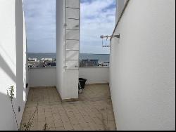 2 Bedroom Duplex, Lisboa