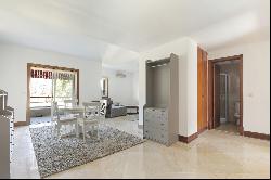 2 Bedroom Apartment, Cascais