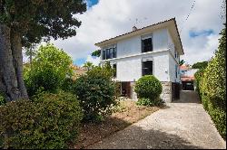 Villa,5 Bedrooms to renovate, Plot 578m2, Av. de Sintra, Cascais