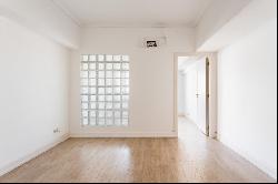 8 Bedroom Apartment, Lisboa