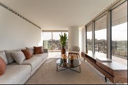 PF34302 Luxury 3 bedroom property, furnished in the Infinity development.