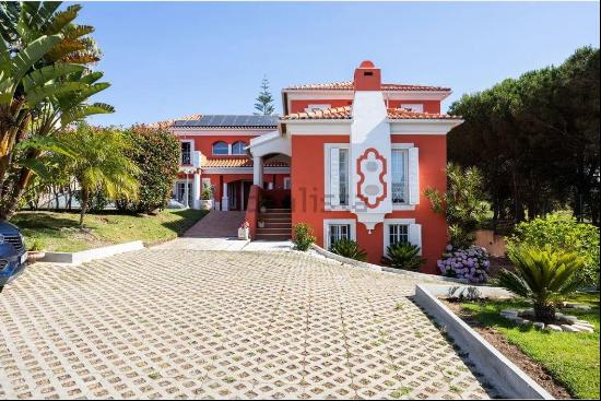 Detached 6-Bedroom House in Quinta da Beloura with Golf View