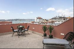 2 bedroom apartment in Coração do Chiado, with River view and terrace