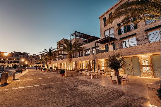 Azure Street, Kumbor, Herceg Novi