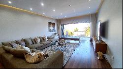 EXCLUSIVE, LUXURY LIVING IN A SECURE CAMPS BAY COMPLEX WITH MAGNIFICENT VIEWS