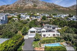 CLASSIC SIMONS TOWN RENOVATED HISTORICAL HOME