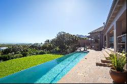 THIS PROPERTY IS A TRUE NOORDHoeK GEM