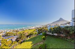 Luxuriously Revamped Ocean-View Apartment in Sought-After Camps Bay