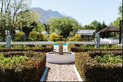 SERENE LUXURY IN THE SCENIC OVERBERG