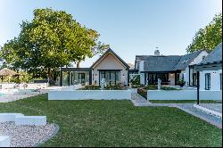 SERENE LUXURY IN THE SCENIC OVERBERG