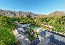 SERENE LUXURY IN THE SCENIC OVERBERG