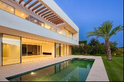 Amazing Modern Villa in Finca Cortesín