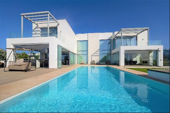 Modern luxury Villa in La Alqueria, Benahavis