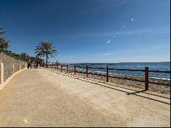 Frontline beach appartment in Puerto Banús, Marbella