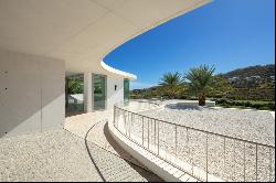 Original curvilinear villa in Finca Cortesin, Casares