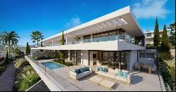 Beautiful villa in project in Marbella East