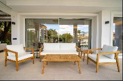 Spacious and modern villa in Las Brisas Golf, Nueva Andalucia