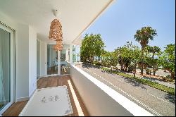 Refurbished frontline beach apartment in La Caleta, Malaga East