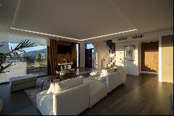 Modern villa with golf course views at La Cala Golf, Mijas