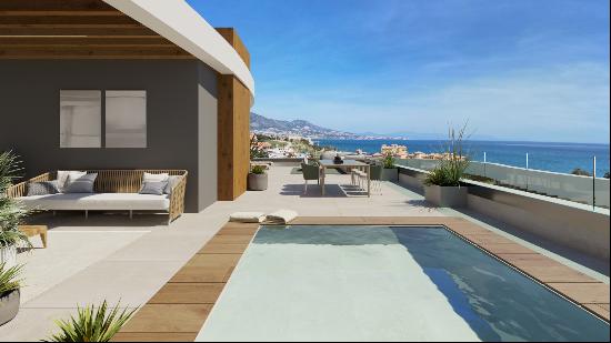 Penthouse with spectacular panoramic sea view terrace in Mijas Costa