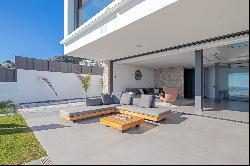 Splendid villa with sea views in the prestigious urbanisation La Capellanía, Benalmádena