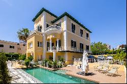 Apartment in a refurbished stately mansion in Limonar, Málaga