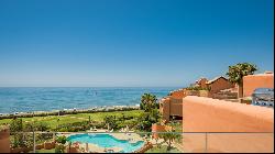 Distinguished front line beach duplex penthouse in La Morera, Marbella East and direct ac