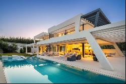 Splendid modern luxury home in Nueva Andalucia, Marbella