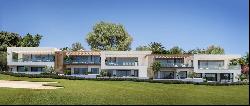 Elegant townhouse with golf course views and exclusive concierge service in La Cala Golf