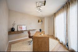 Modern apartment in the highest tower of the city, Malaga city centre