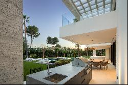 Impressive New-Build Villa in Nueva Andalucía